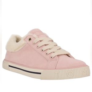 Tommy Hilfiger Womens Olivee2 Casual and Fashion Sneakers Shoes - Duplicate